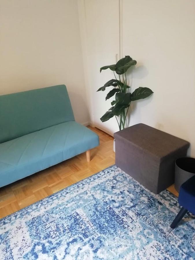 Single Bedroom In A Cozy Maisonette - Bushey Eksteriør billede